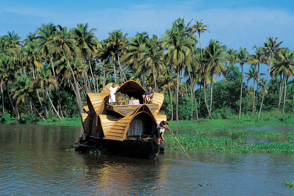 Backwater Houseboat Aleppey, Kerala